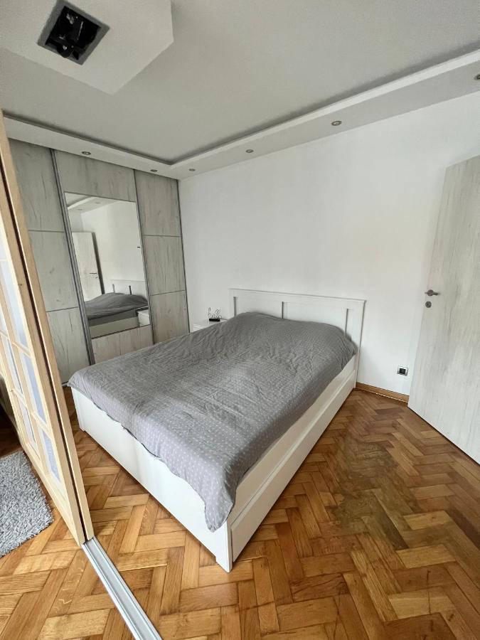 Comfortable Apartment In City Hub Belgrade Exterior photo
